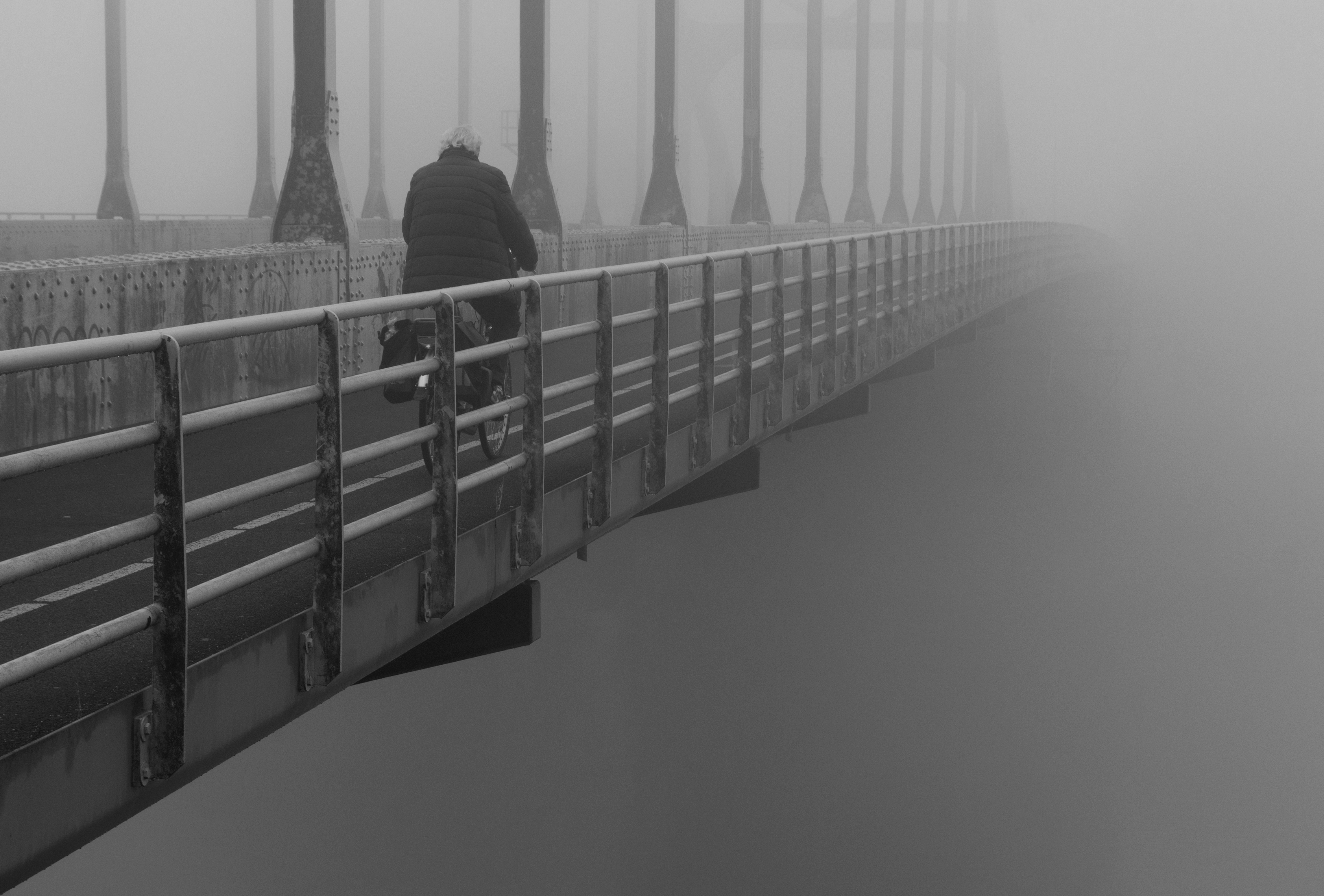 endless-bridge-1