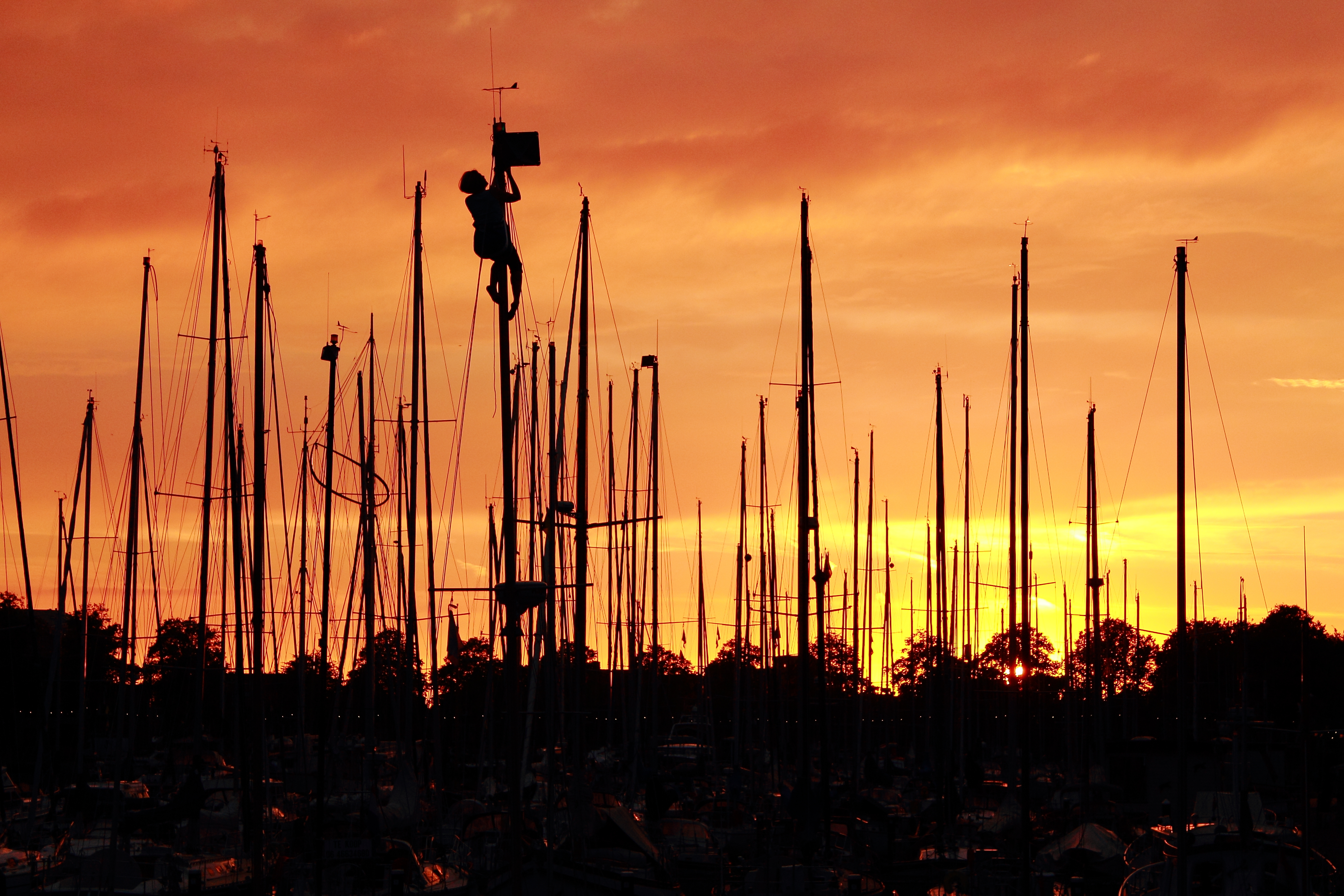 mom-is-fixing-the-rigging