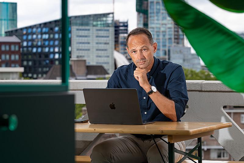 van-topsporter-naar-ondernemer-hoe-jules-sohier-zijn-visie-op-online-marketing-vertaalde-naar-een