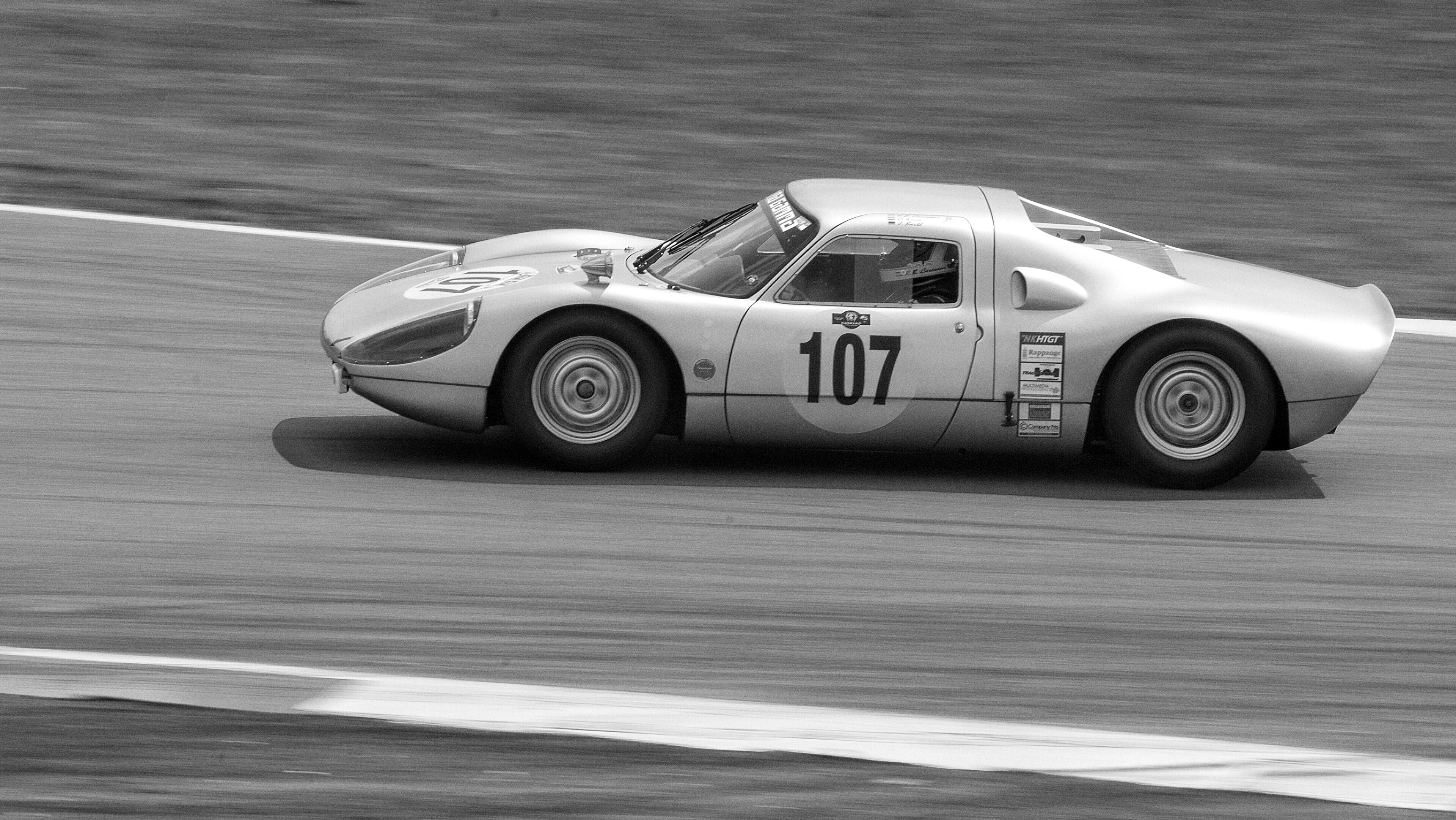 porsch-on-the-track-tt-assen