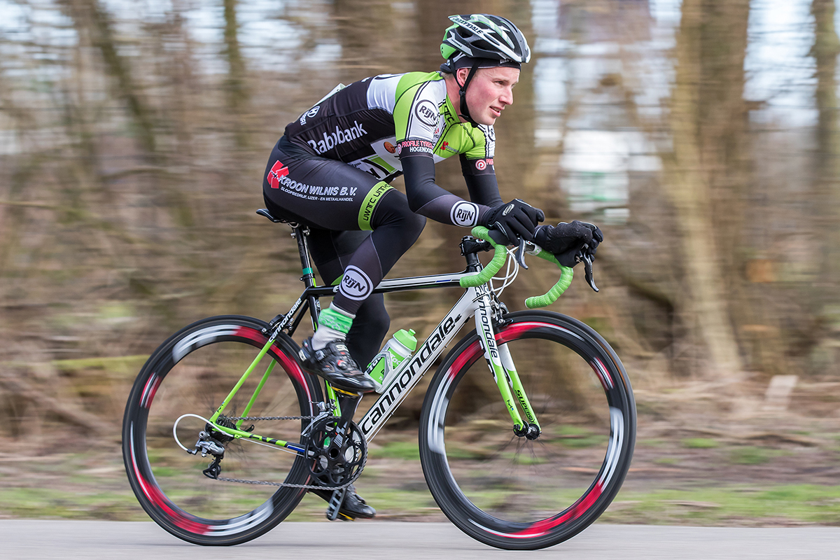 renners-tijdens-een-clubwedstrijd