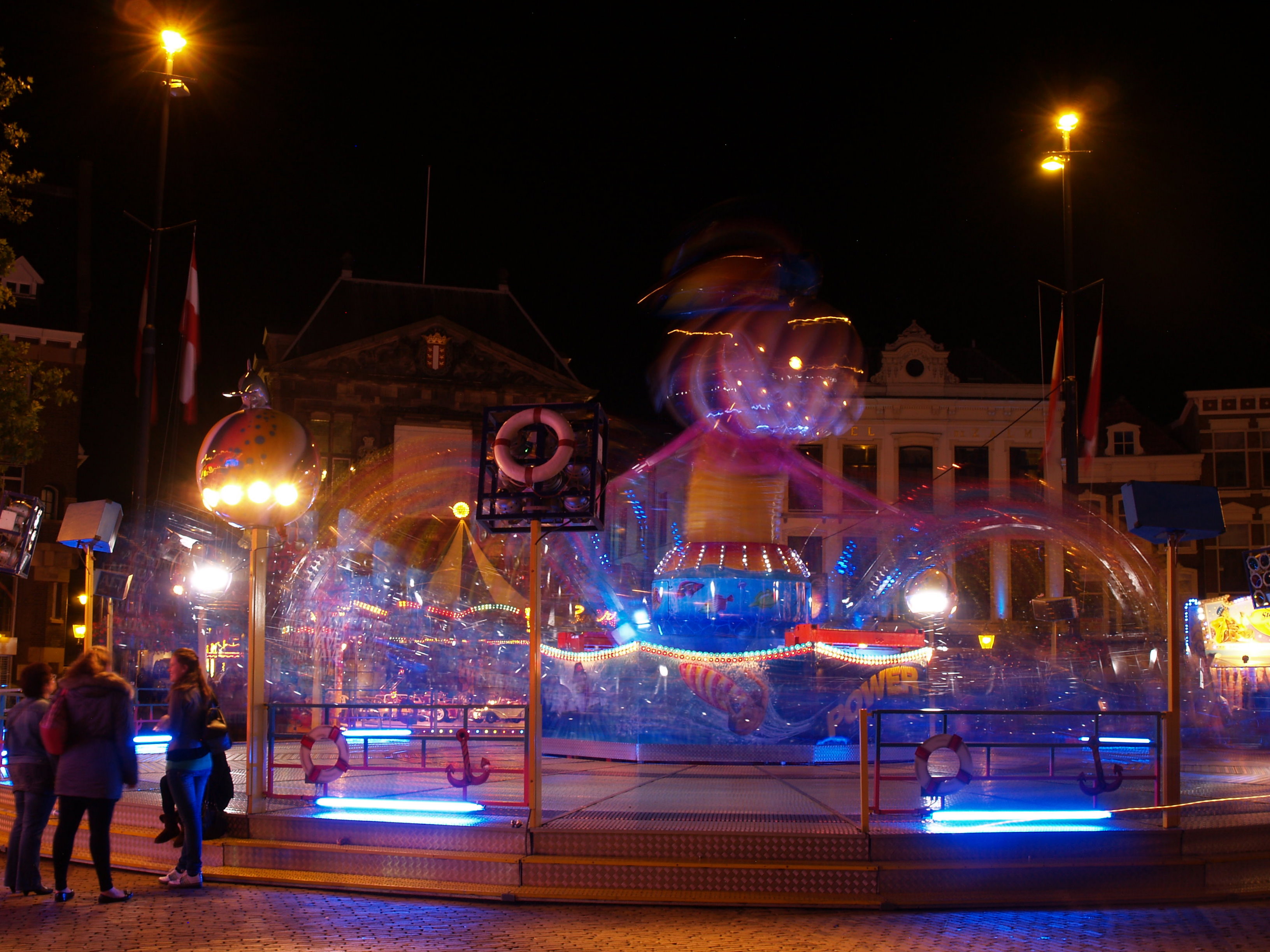kermis-bij-nacht
