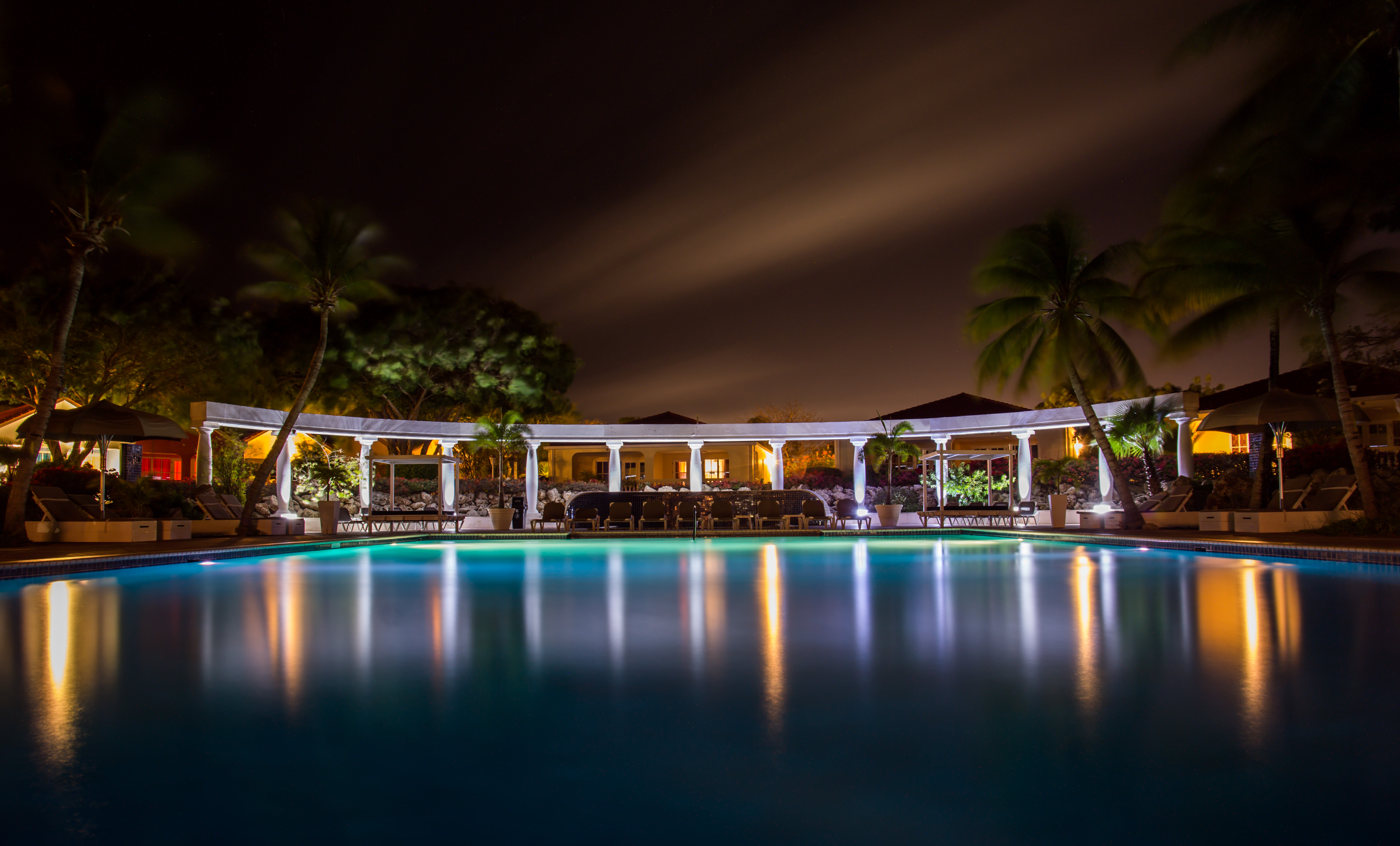 pool-by-night