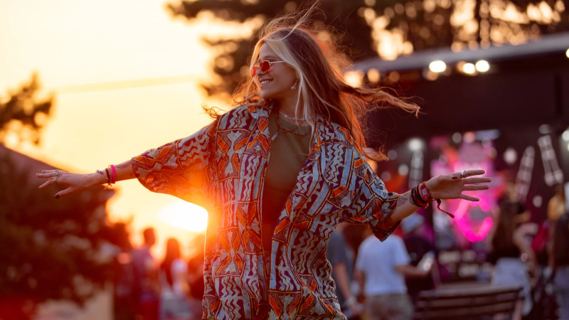 raboresearch-van-de-nederlandse-jongvolwassen-festivalgangers-spaart-42-voor-het-festivalseizoen