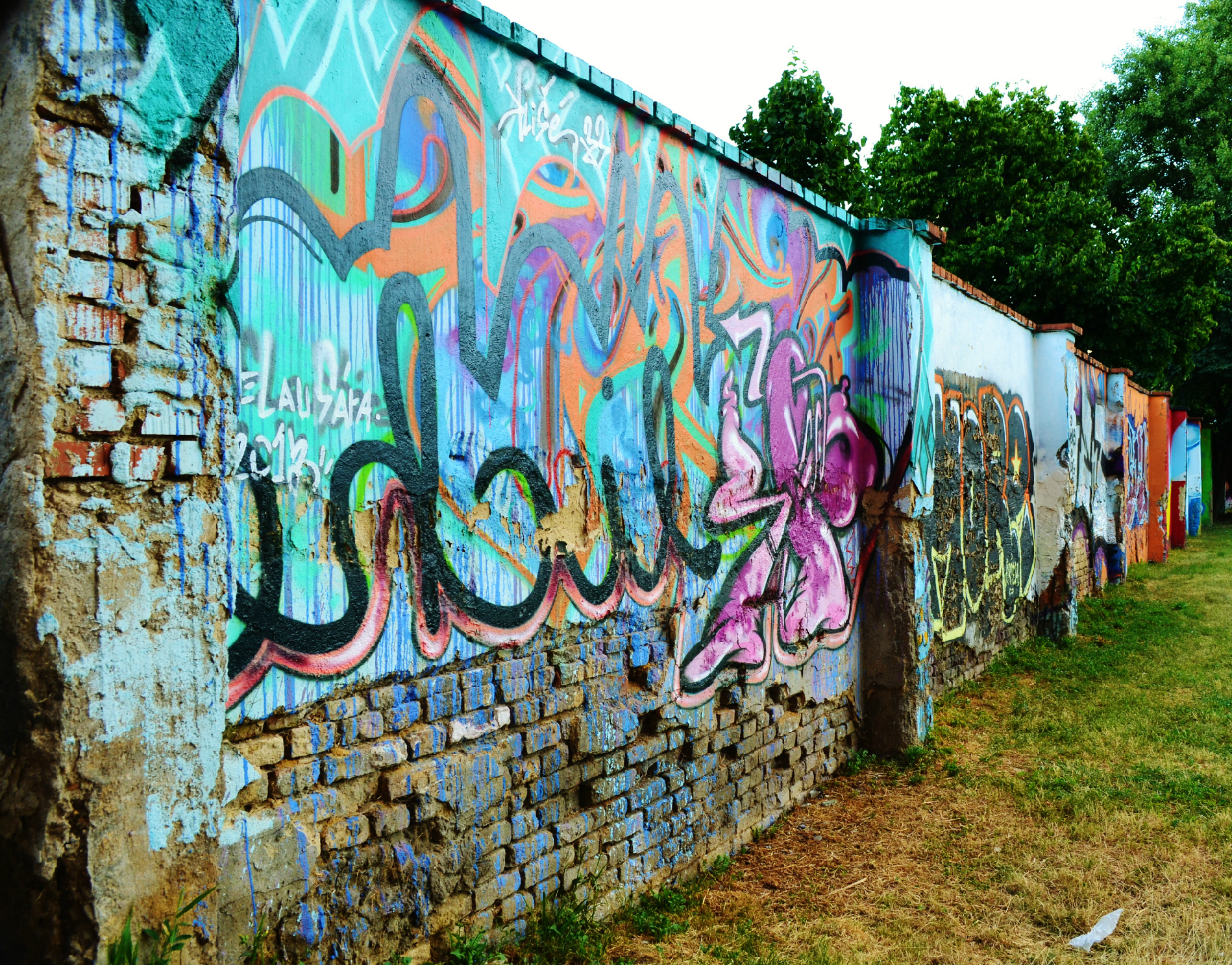 graffitiwall