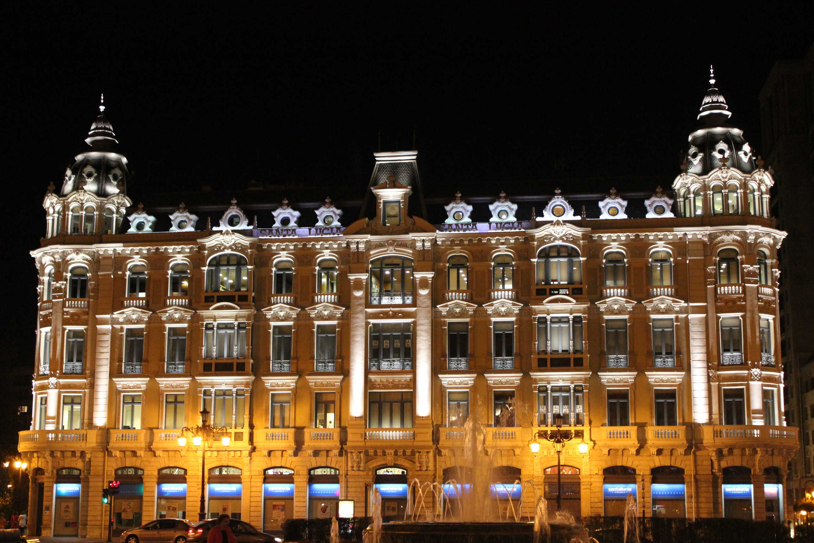 oviedo-by-night-spain