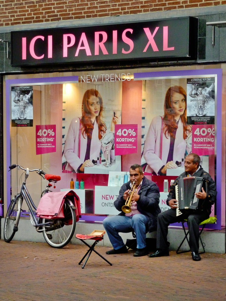 hier-parijs-extra-groot