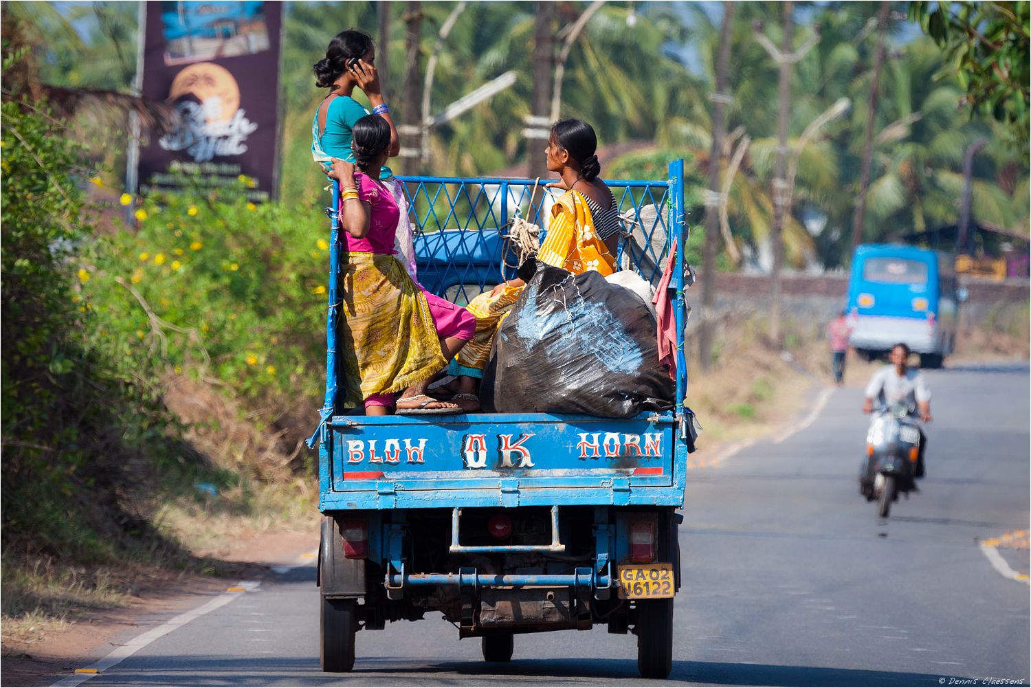 colorful-streets-in-india