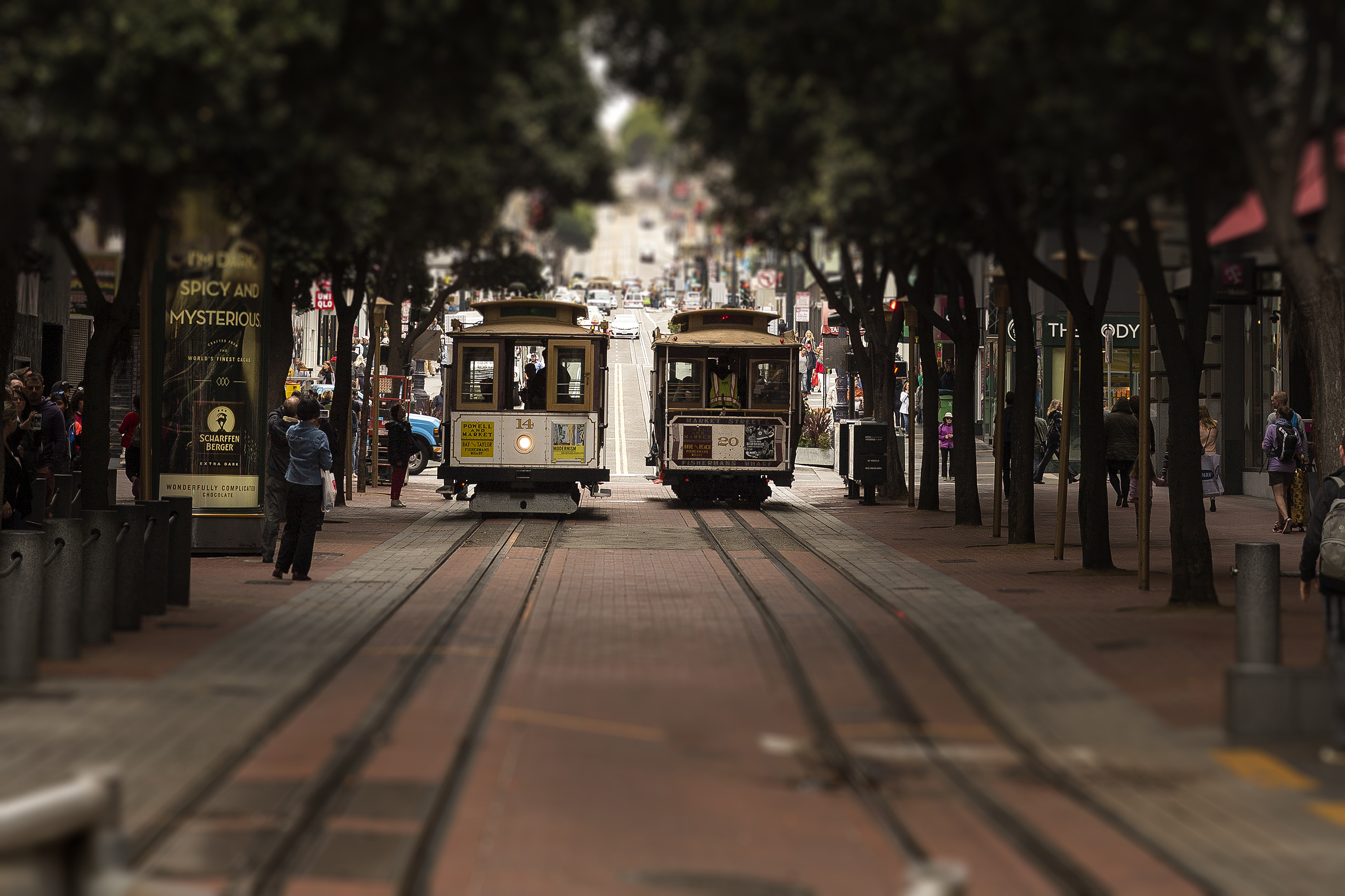 waiting-for-the-cable-car