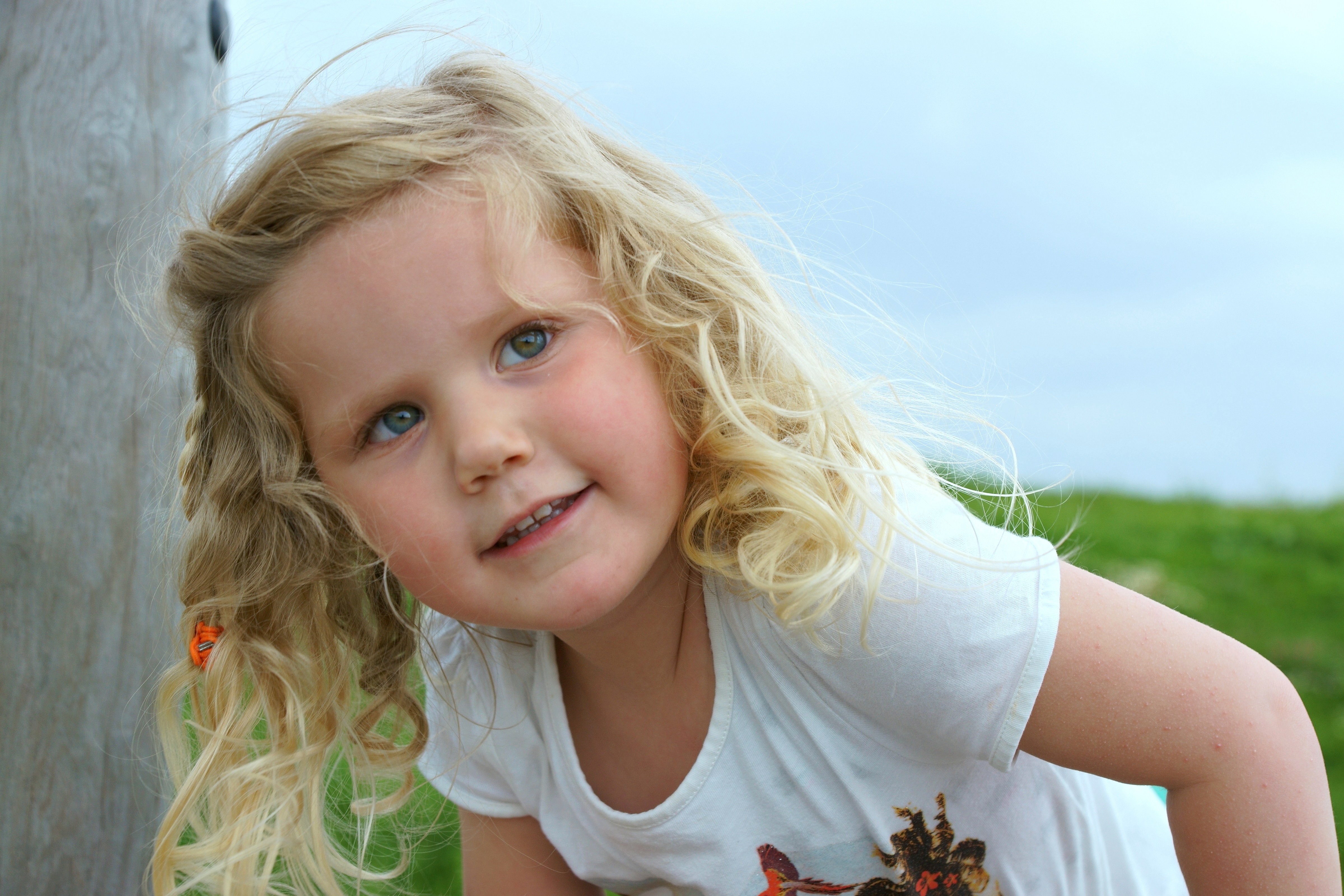 kira-in-de-tuinen-van-west