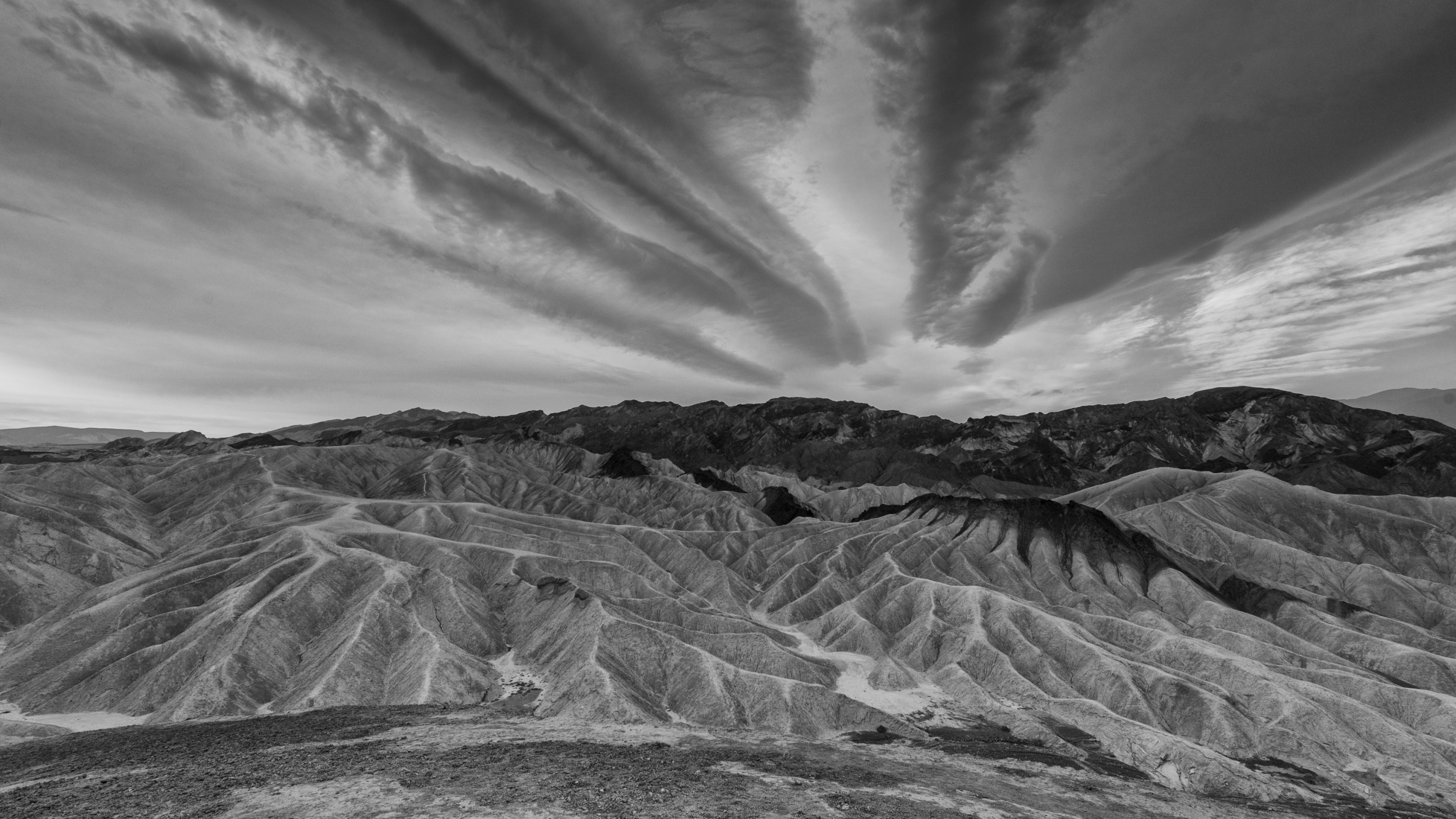 death-valley-zabrinski-point