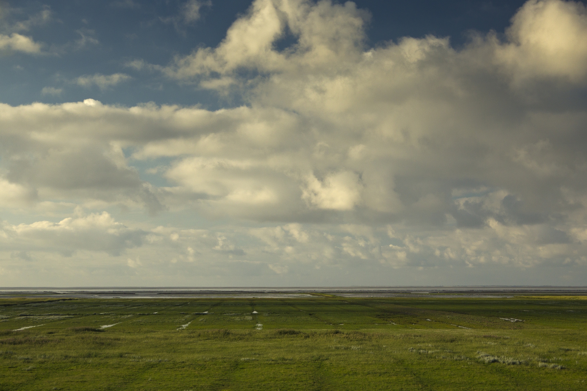 niets-dan-wolken-en-wad