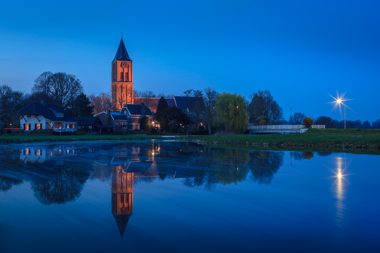 zoelen-weerspiegeling-op-de-linge