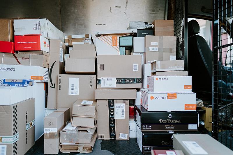 douane-waarschuwt-voor-extra-kosten-britse-webshops