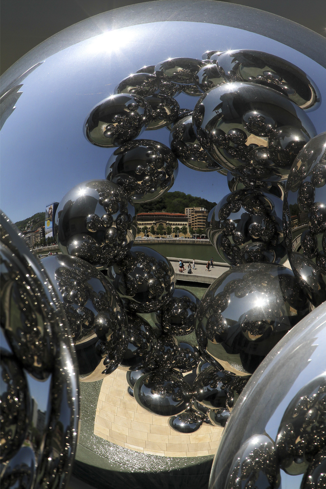 spiegelbol-guggenheim