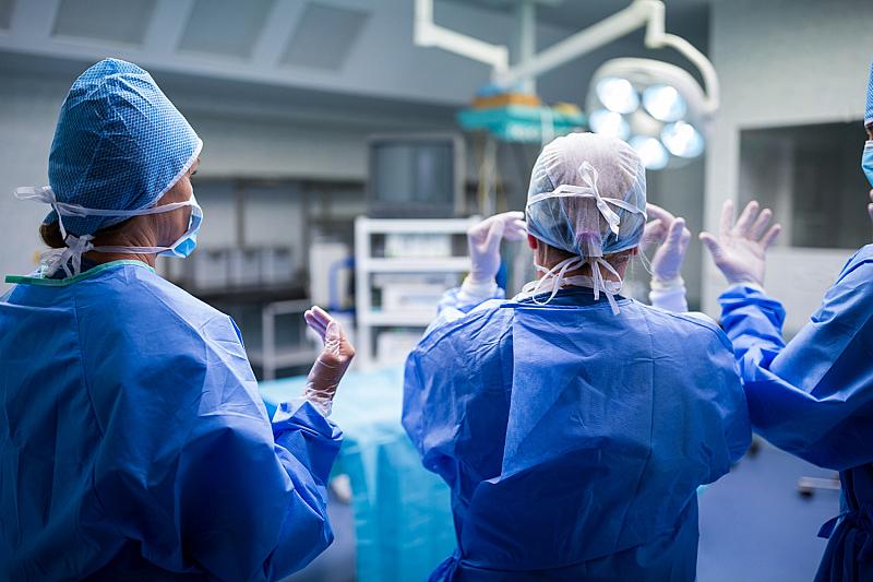 ondernemers-op-ellenlange-wachtlijst-voor-dringende-zorg