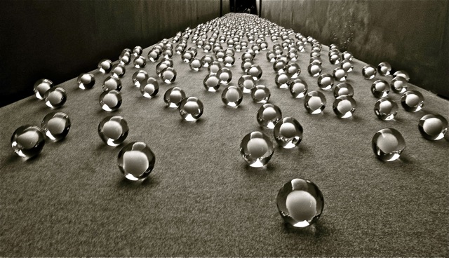 not-vital-700-snowballs-abbazia-di-san-giorgio-venezia