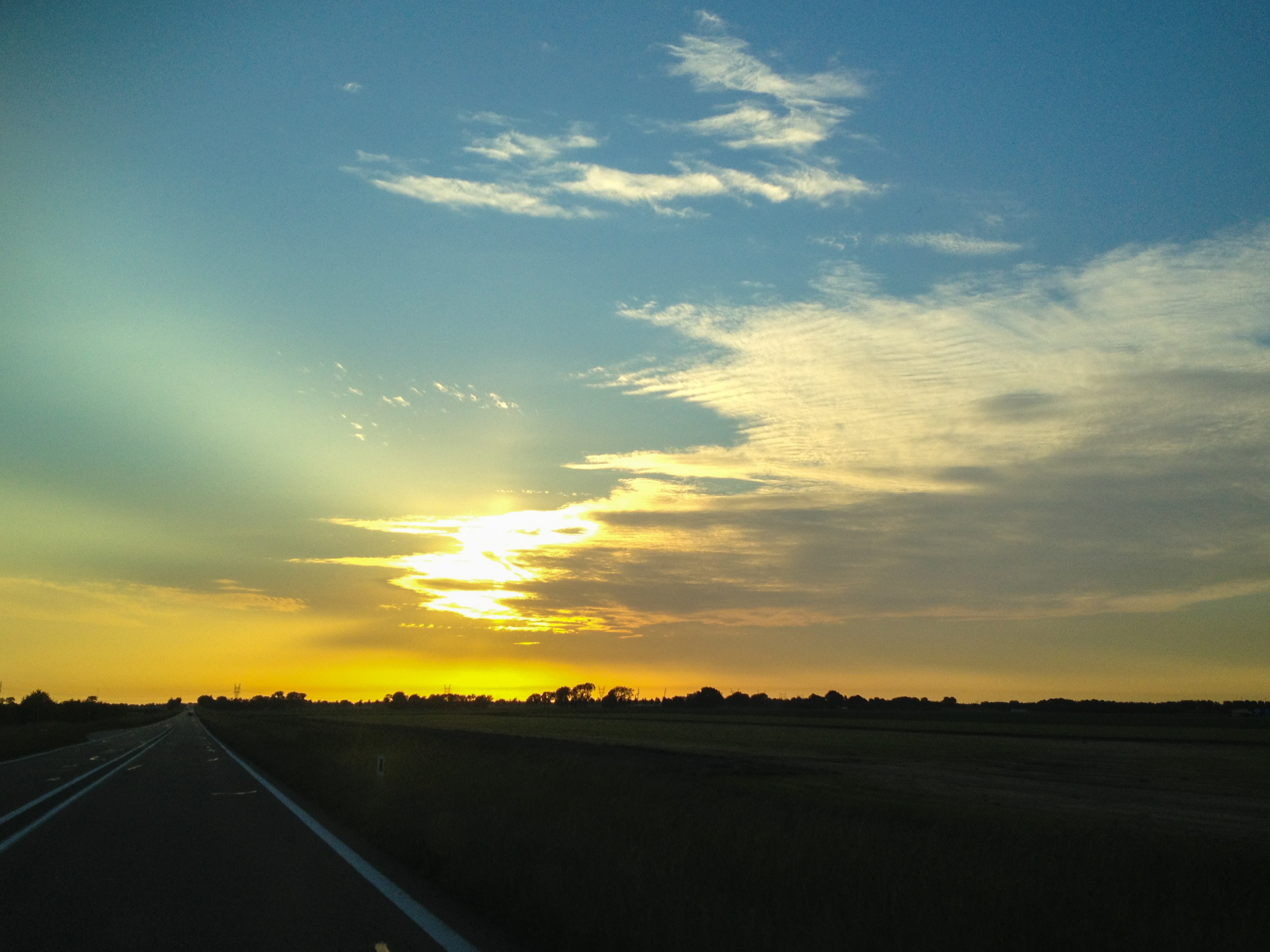 black-yellow-white-and-blue