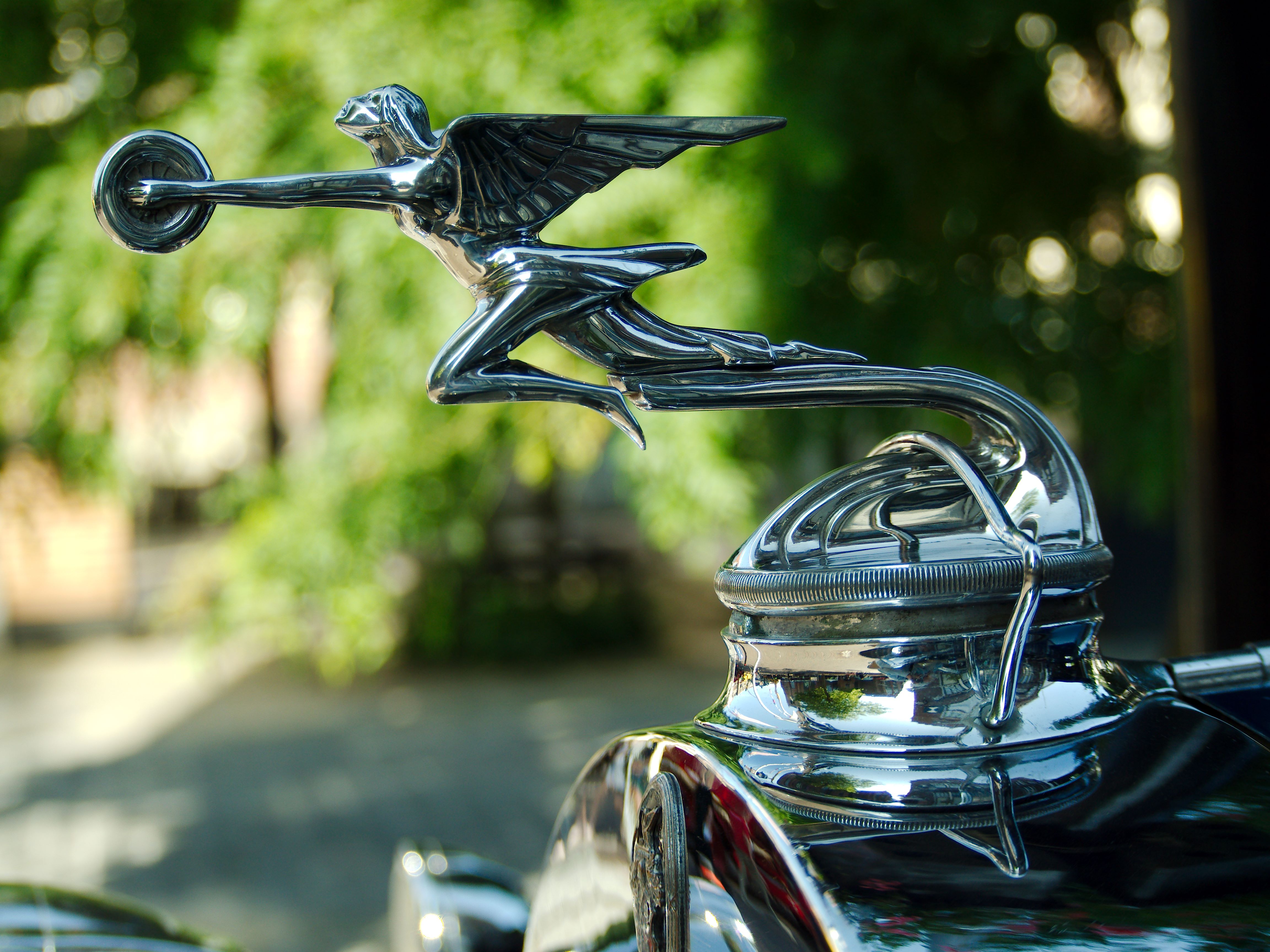 packard-hood-ornament-radiator-cap