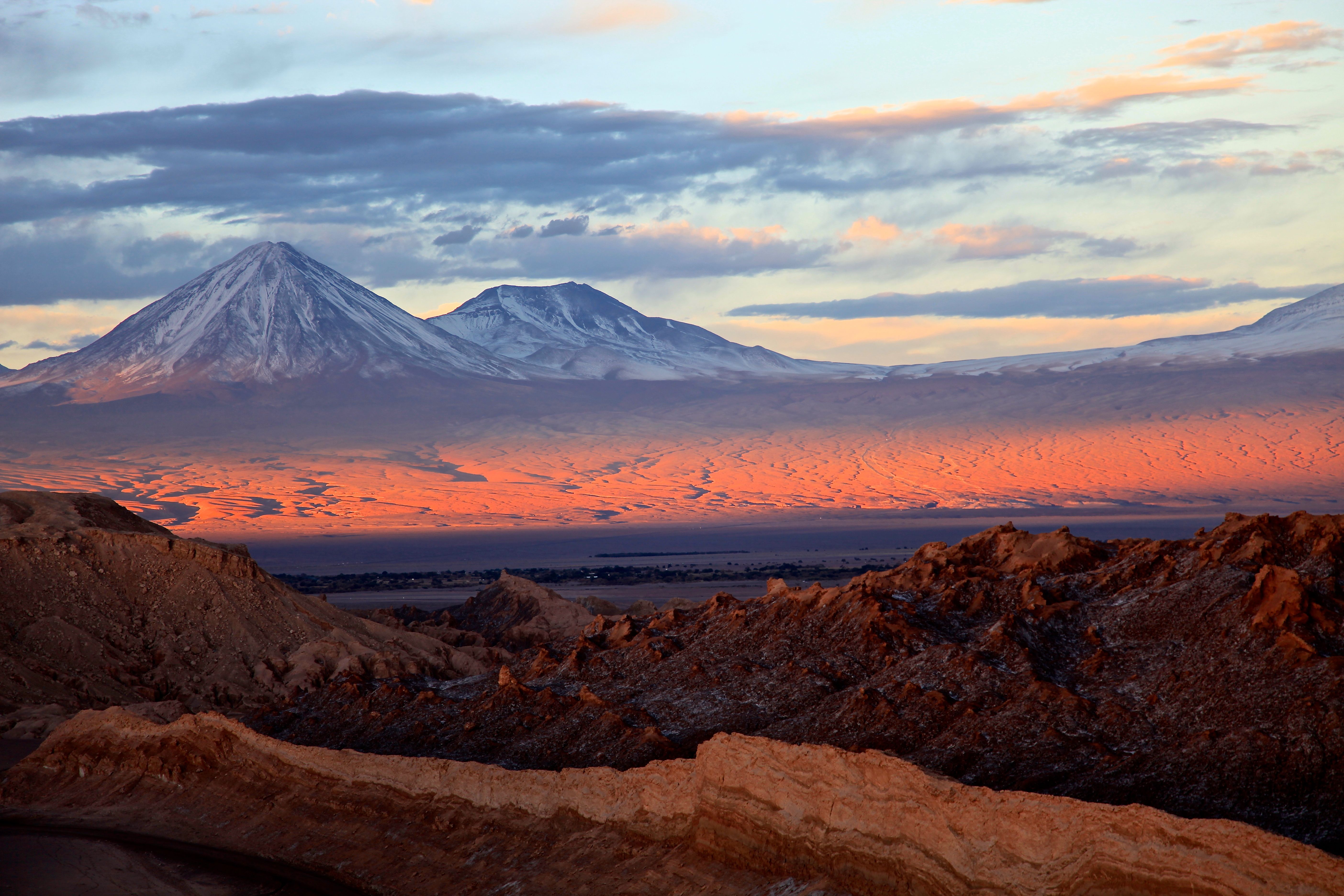 zonsondergang-in-de-atacama-woestijn-in-chili