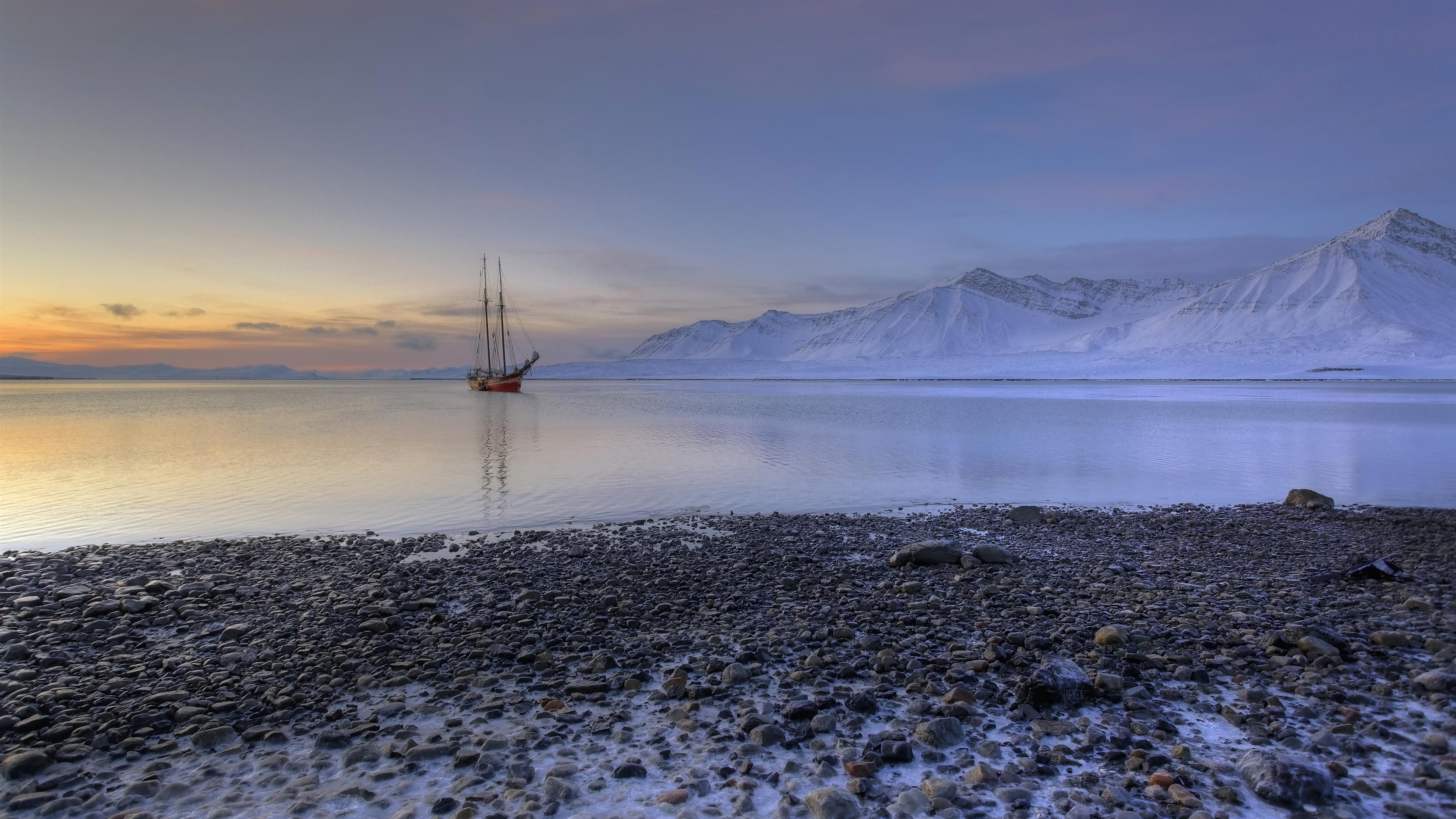 cold-silence-svalbard