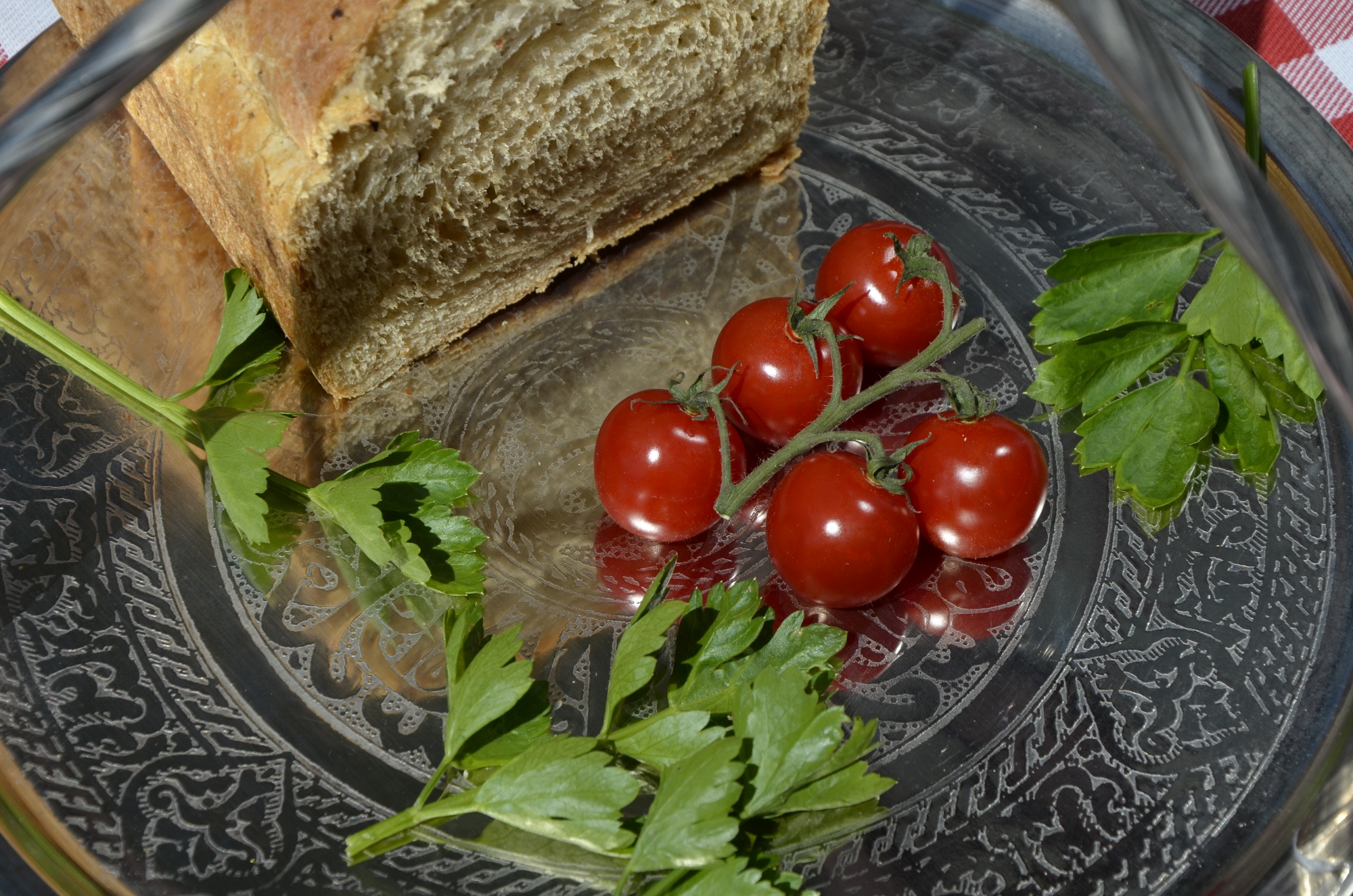 brood-daar-zit-wat-in