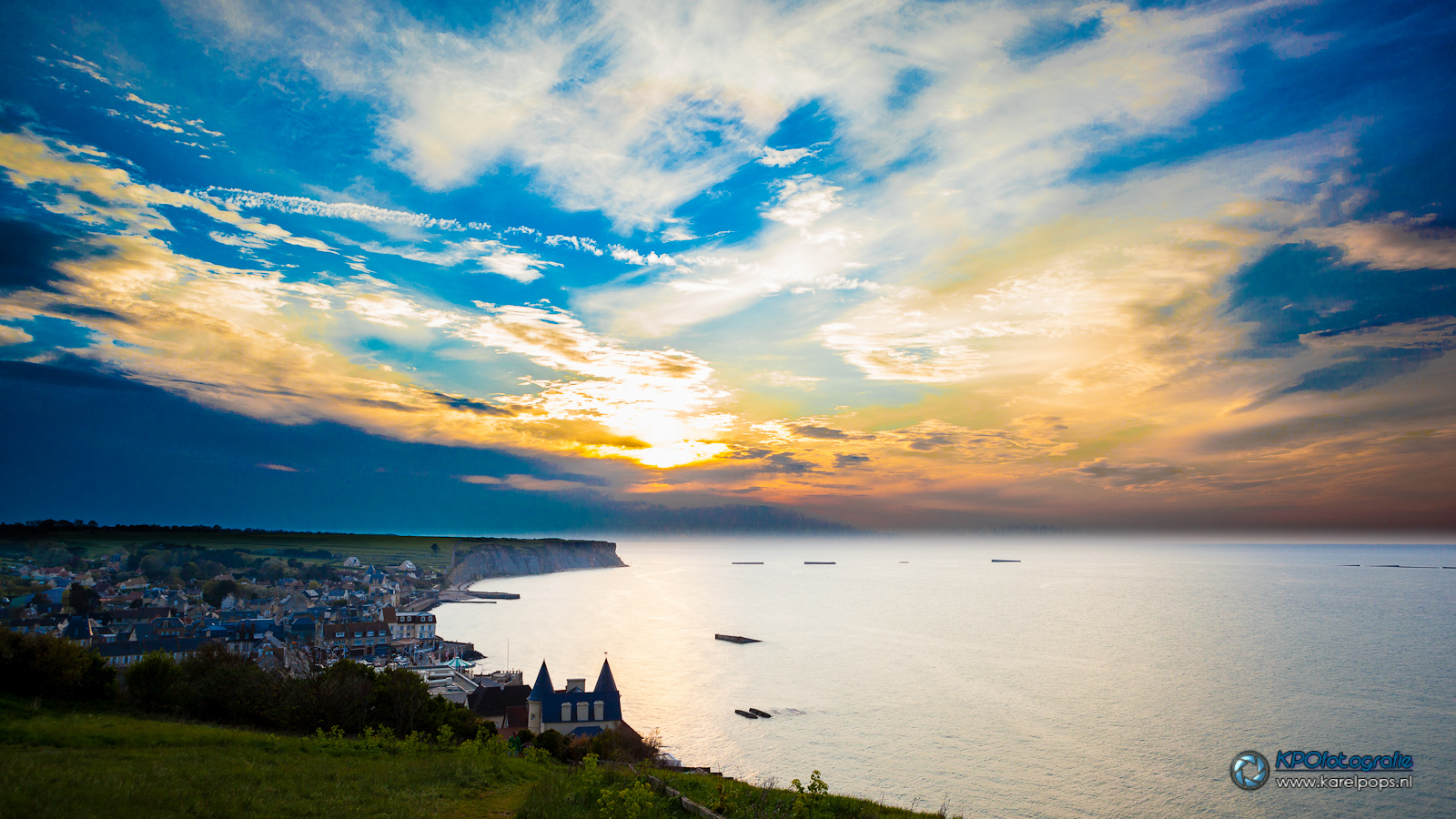 sunset-above-arromanches