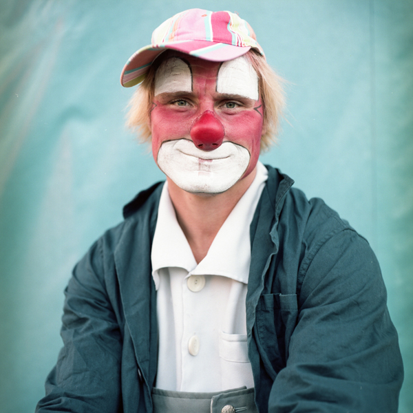 ibynzek-mamiya-c330-80mm-28-blue-dot-met-kodak-portra-160