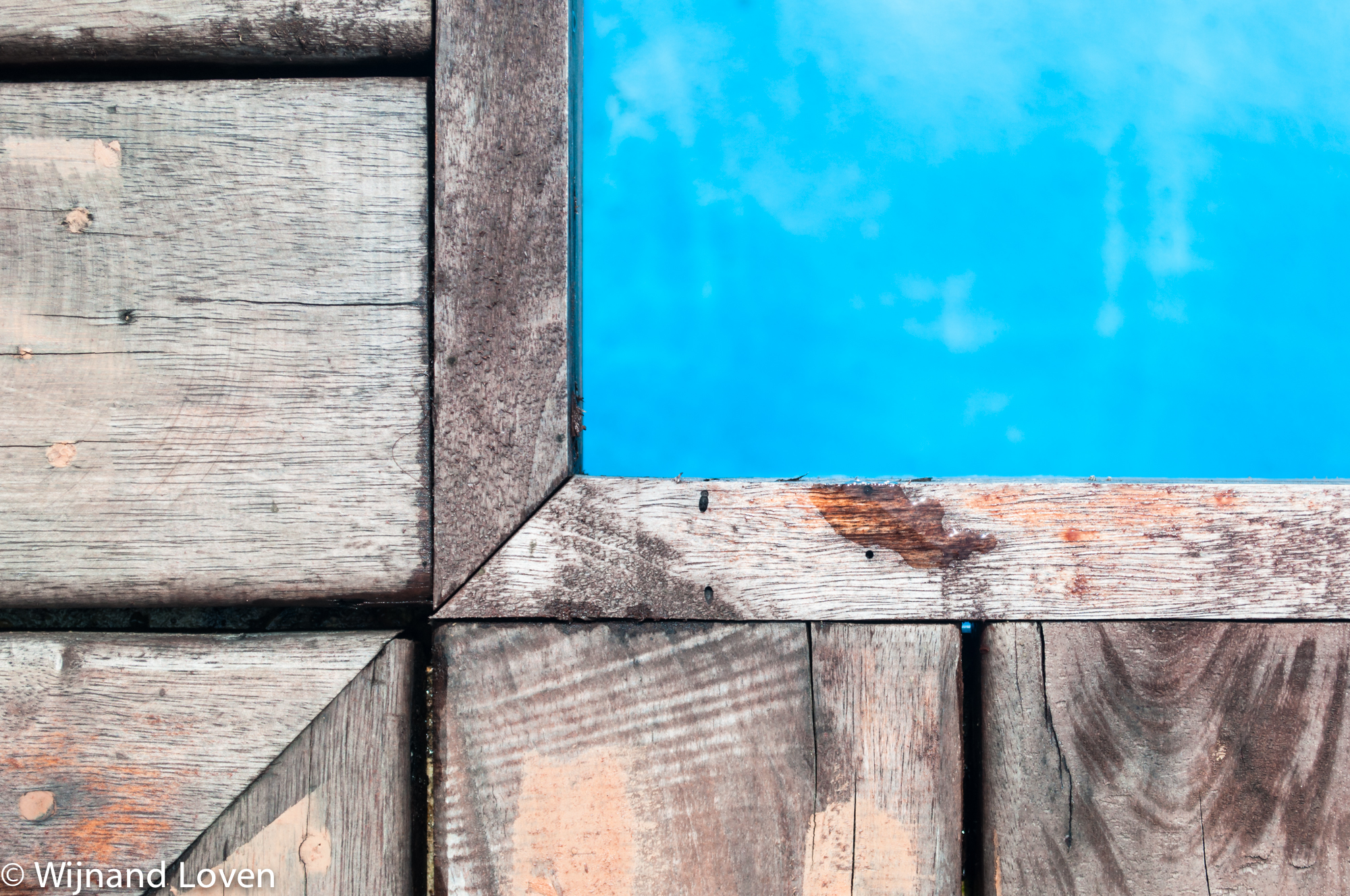 detail-van-tropisch-zwembad