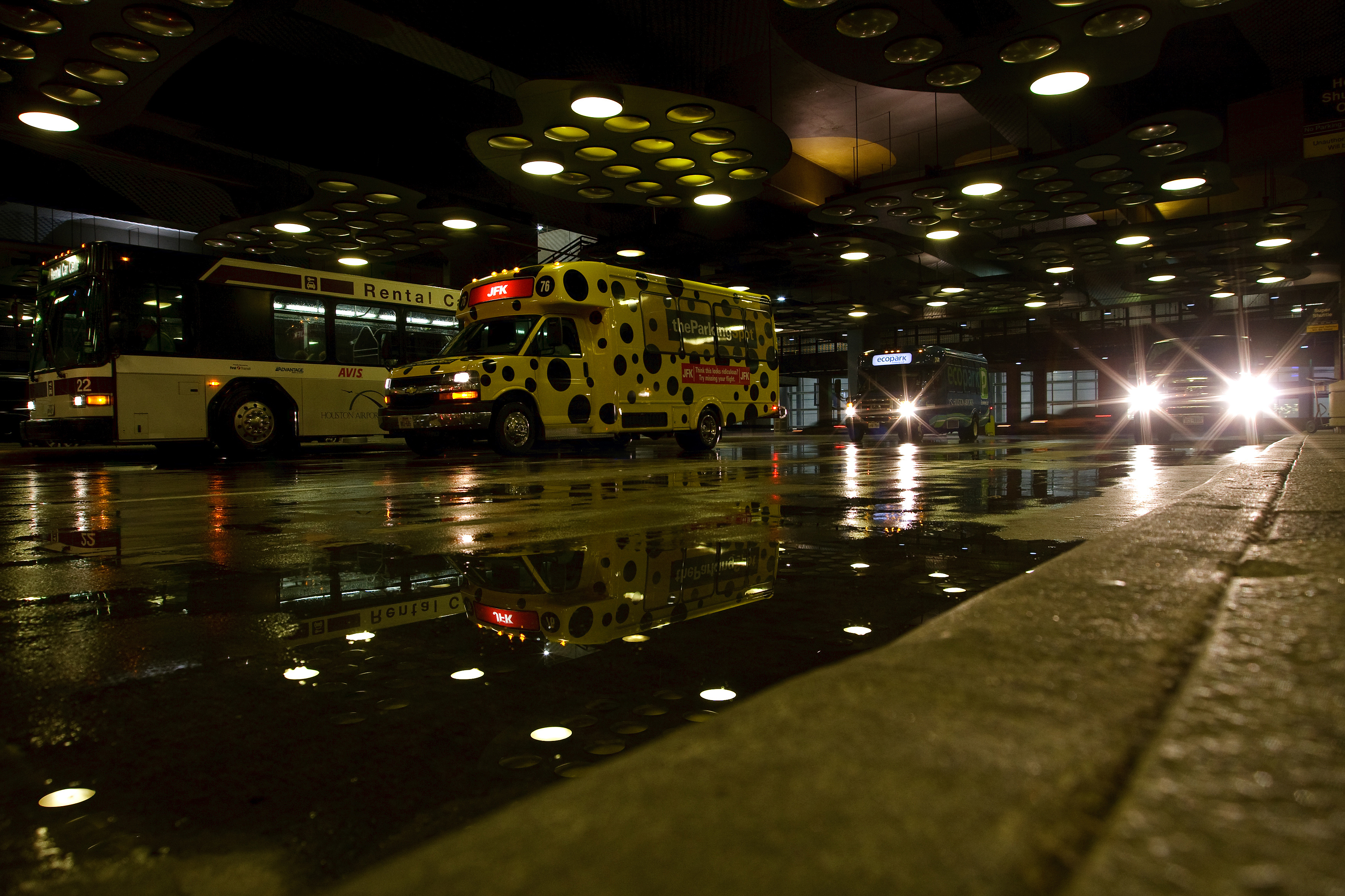 houston-airport-likes-there-spots