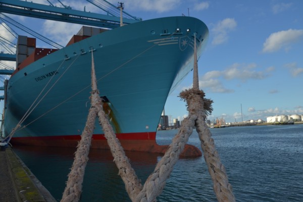 containerschip-evelyn-maersk