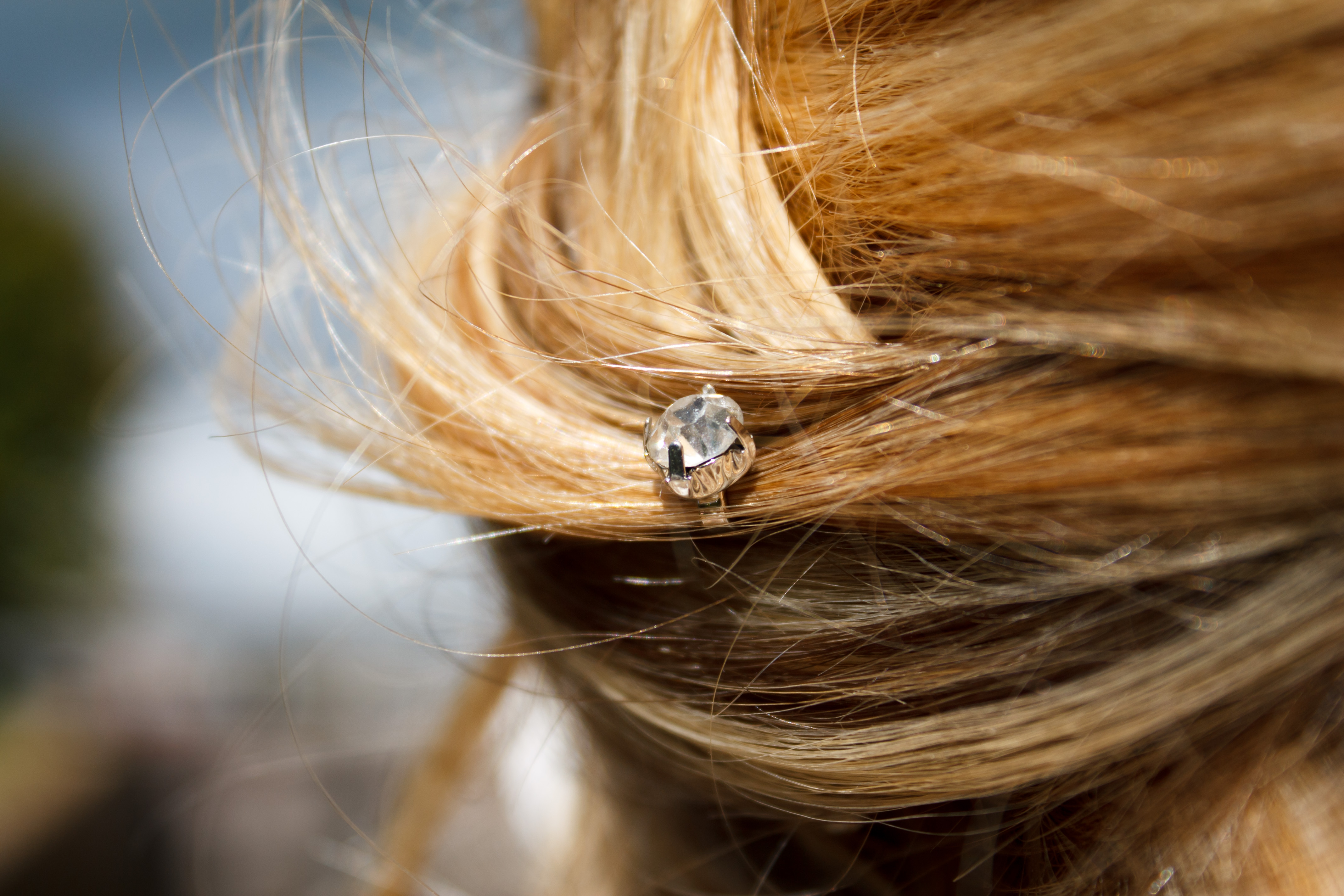 hair-wedding-ring