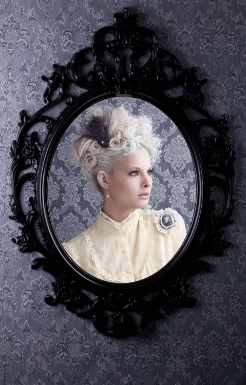 portrait-of-a-lady-1