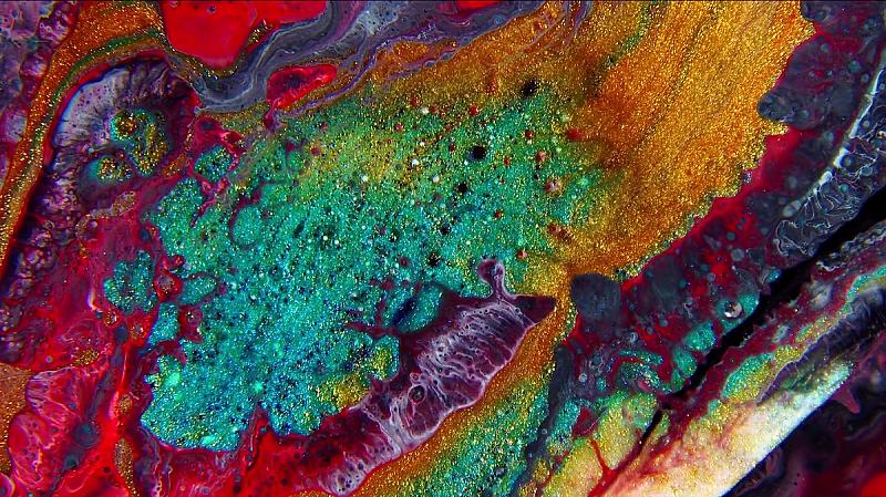 galaxy-gates-bijzondere-macrovideo-met-verf