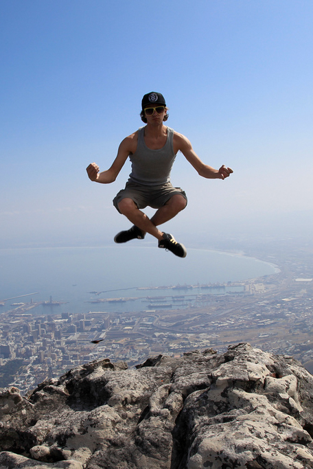 flying-buddha-at-table-mountain-capetown