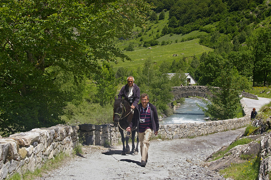 onderweg-op-la-vall%C3%A9e-de-luz-gavarnie