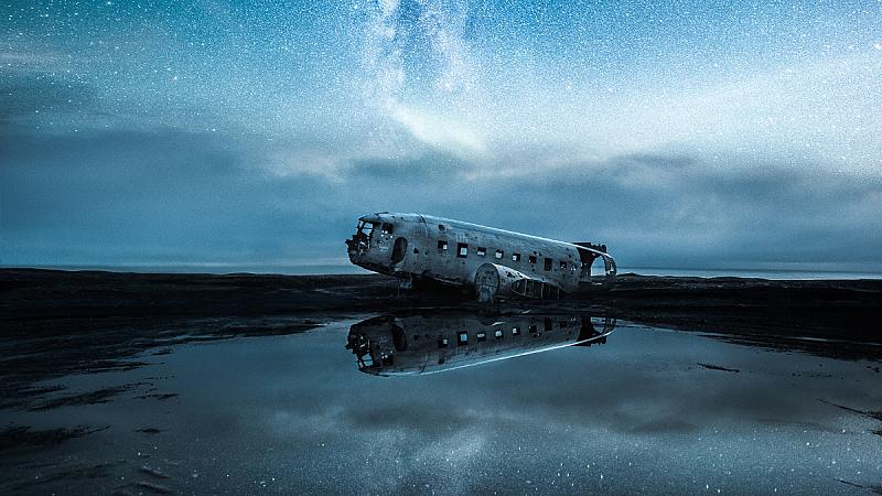 de-bijzondere-nachtfotos-van-mikko-lagerstedt