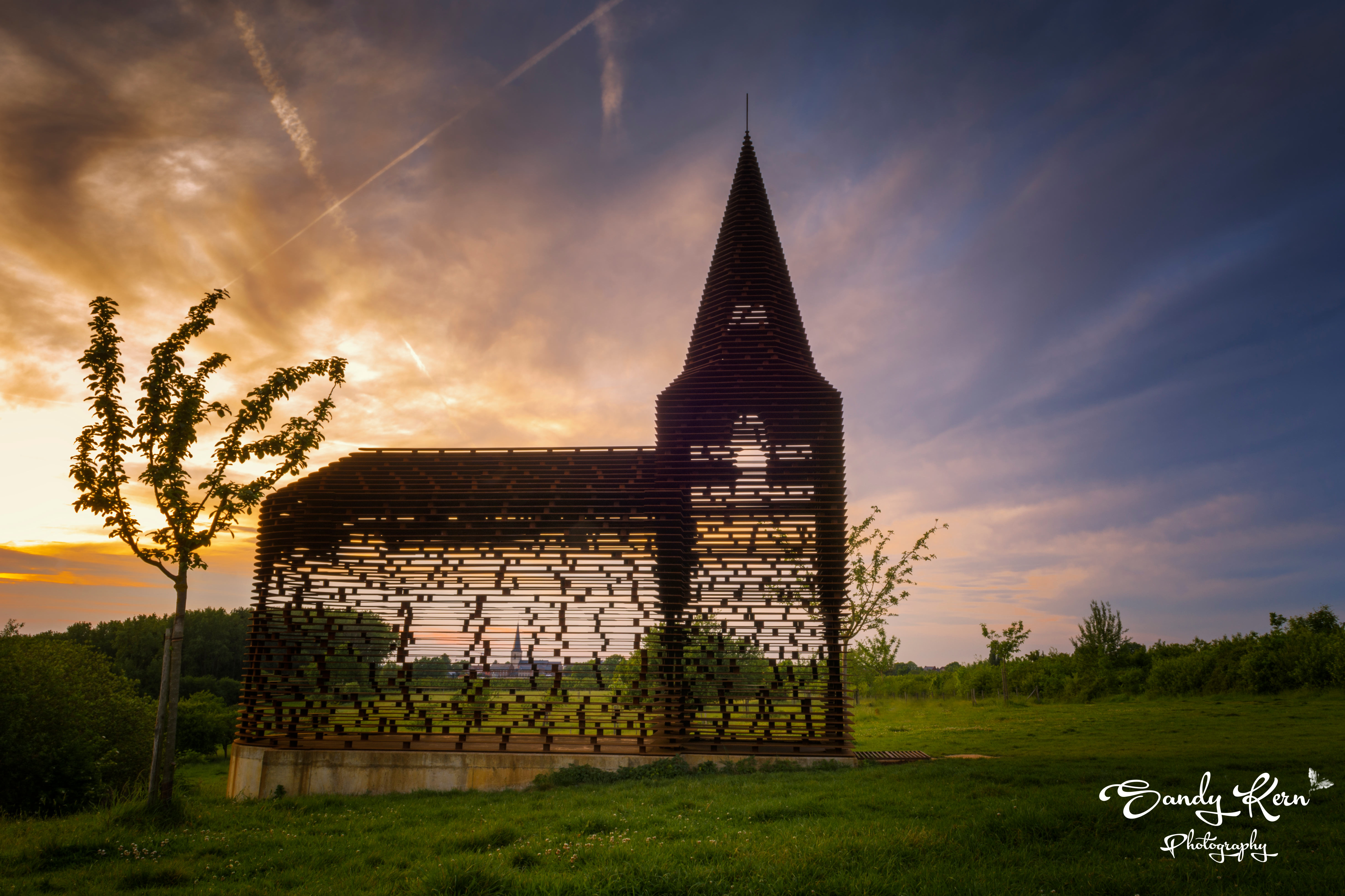 in-de-spotlight-zonsondergang-borgloon-van-sandy-kern