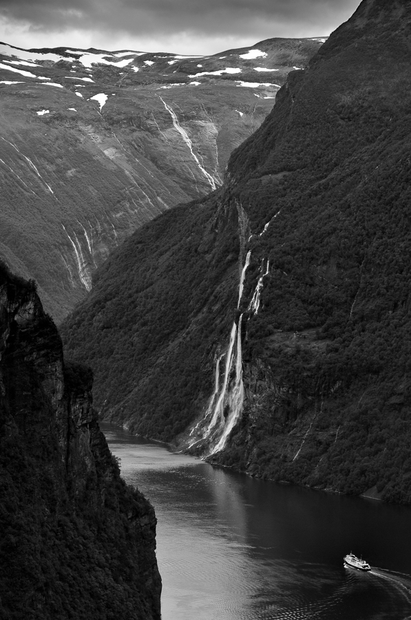 the-seven-sisters-geirangerfjord-noorwegen