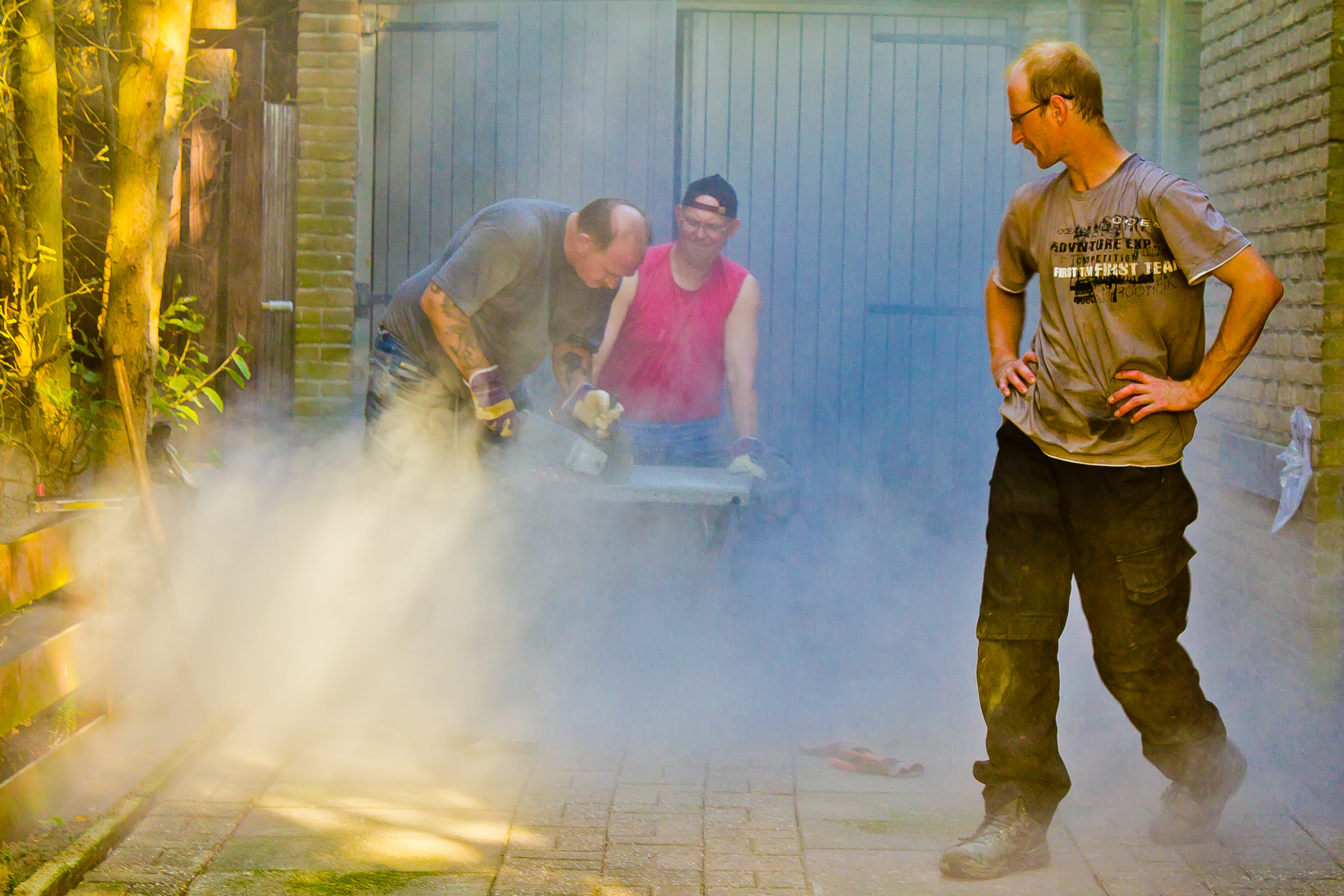 slijpwerk-op-een-oprit