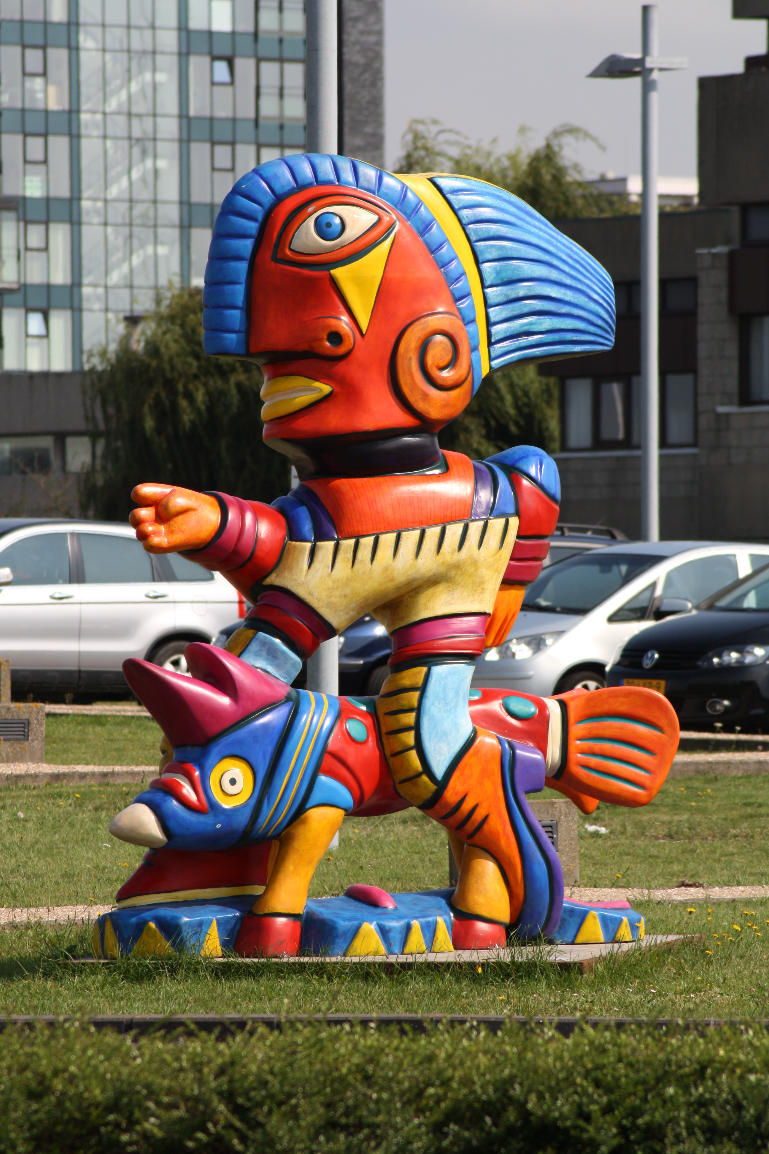 statue-at-the-sea-too