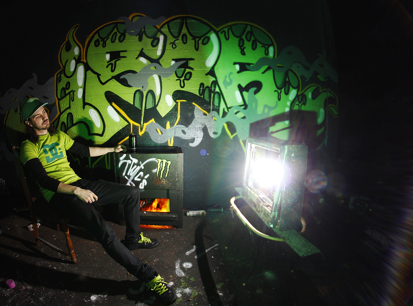 lighting-the-street-art