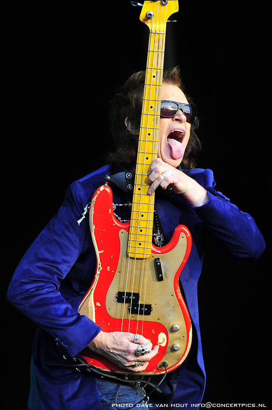 black-country-communion-glenn-hughes