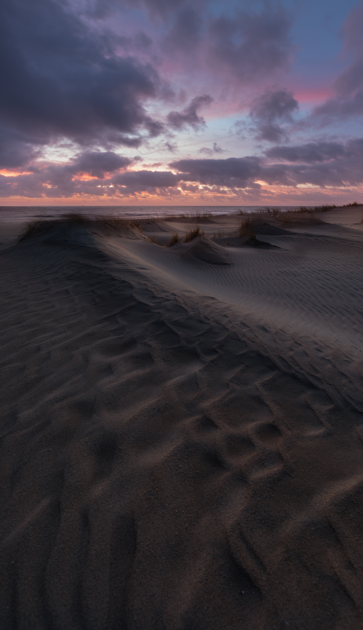 dust-and-scratches-patterns-and-textures