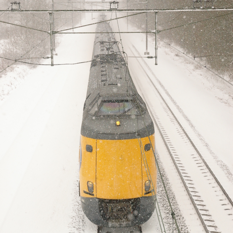 trein-in-sneeuwjacht