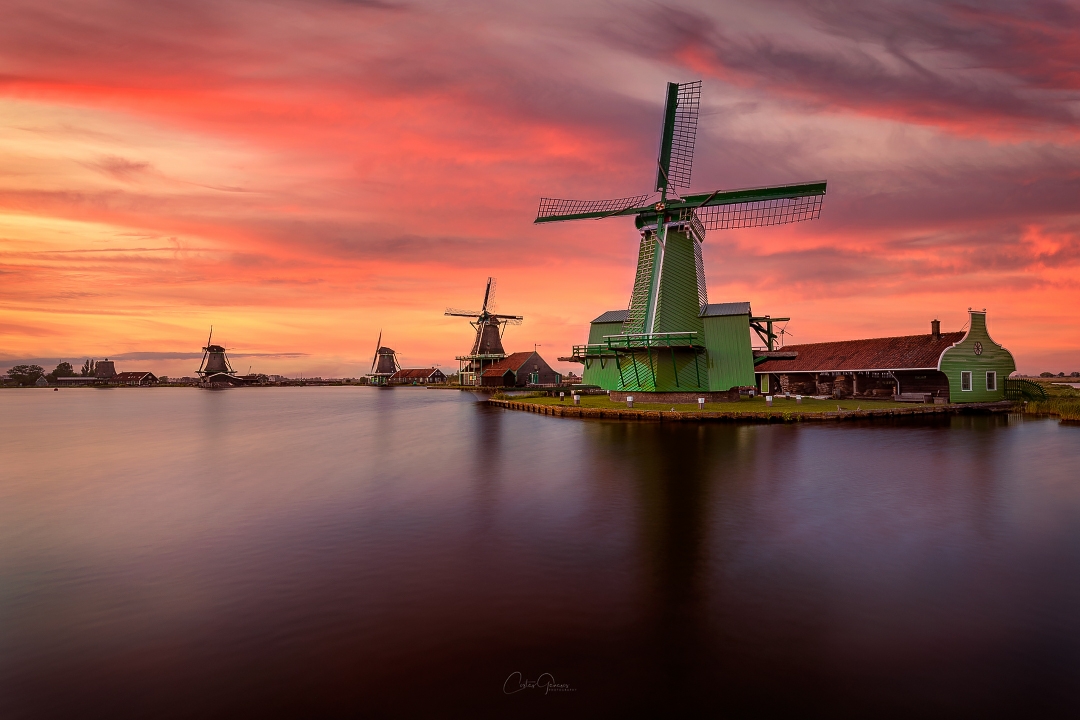 a-dutch-sunset-in-zaanse-schans