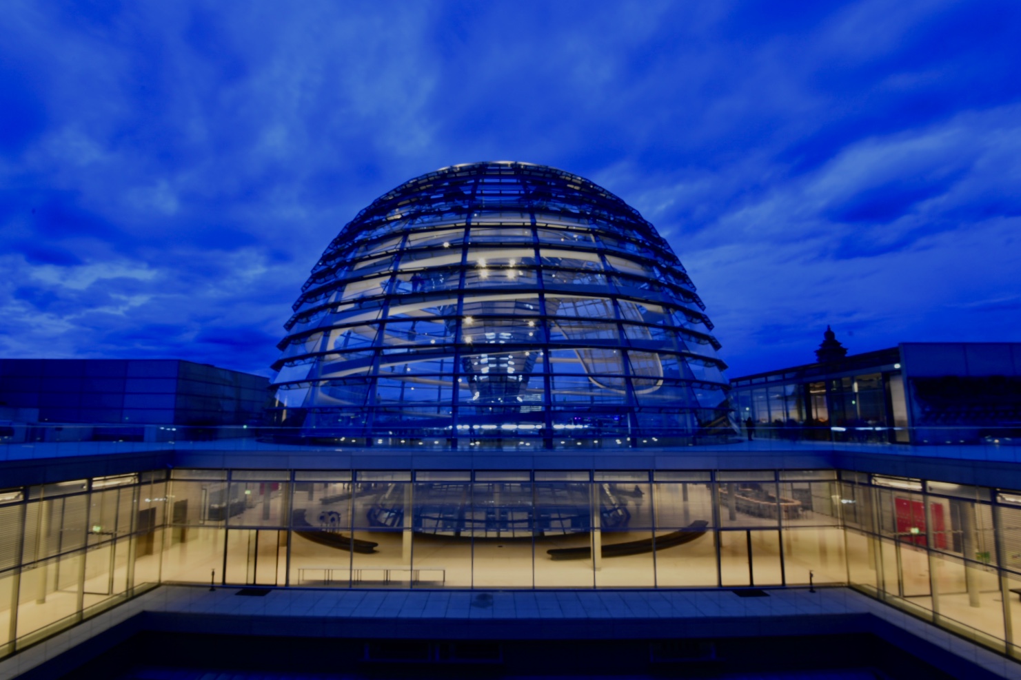 blue-reichstag-berlijn