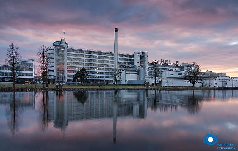 van-nelle-reflections