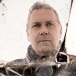 nienke-met-rode-handschoen