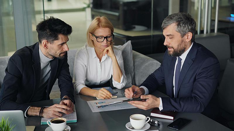 een-eigen-uitzendbureau-starten-dit-moet-je-weten-voordat-je-begint